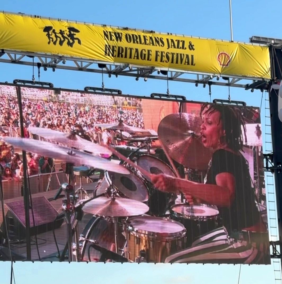 Santana2025-05-01JazzfestNOLA (2).jpg
